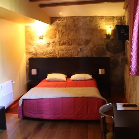Casa De Campo O Castelo Guest house *