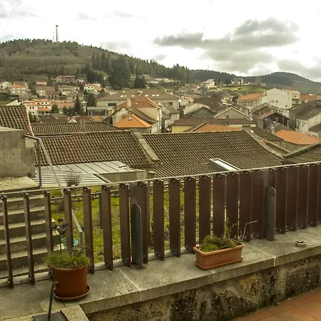 Casa De Campo O Castelo Montalegre